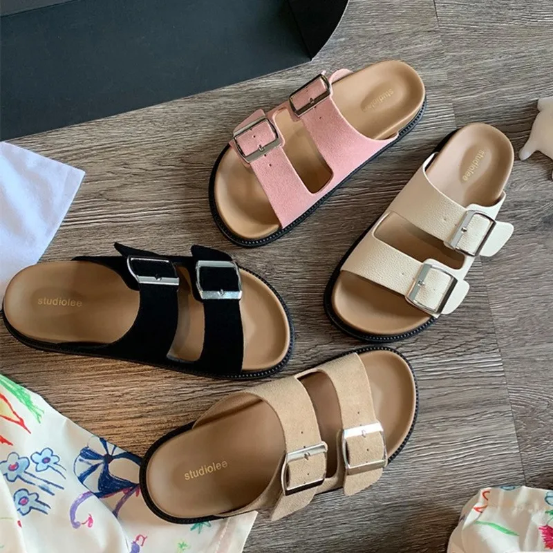 

Leather slippers women 2024 summer new wear retro thick soles double buckle with bottom soft step on shit slippers