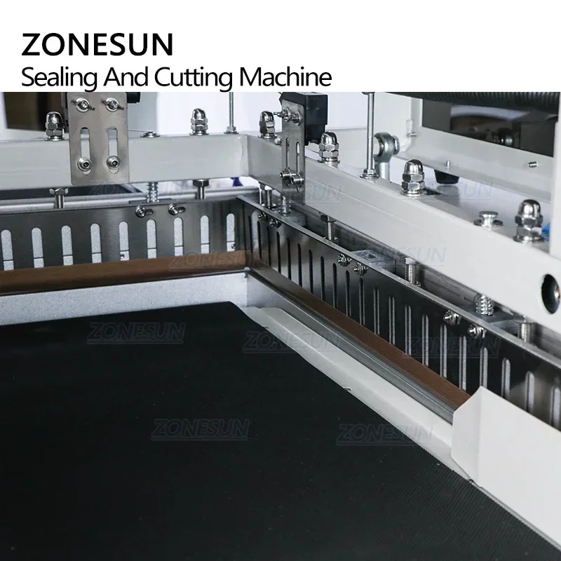 ZONESUN ZS450 L-Type Sealing Cutting Machine Automatic Shrink Film Wrapping Cosmetics Book Food Drink Software Packaging Machine