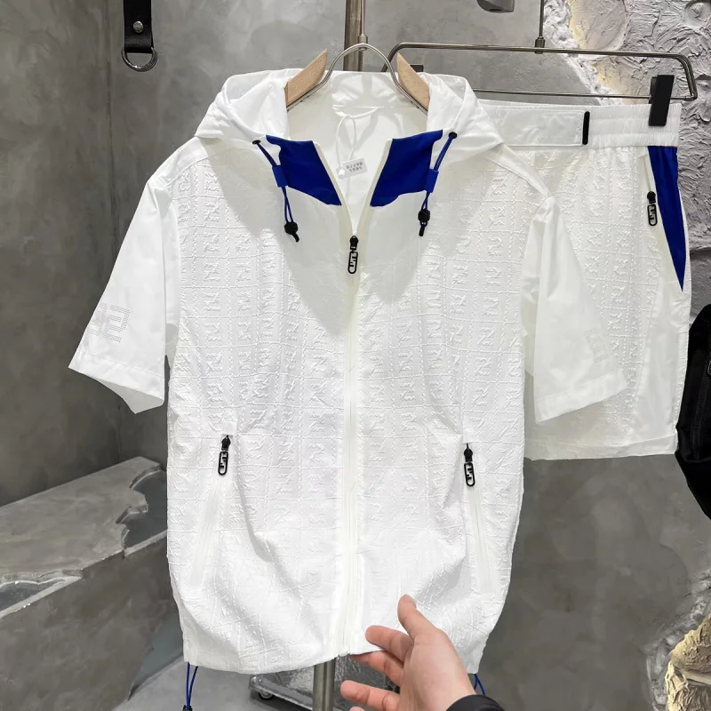 

2026 Summer New Fashionable Quick drying Shorts with Sports Hooded Short Sleeve Set White Casual Loose 2pcs Men