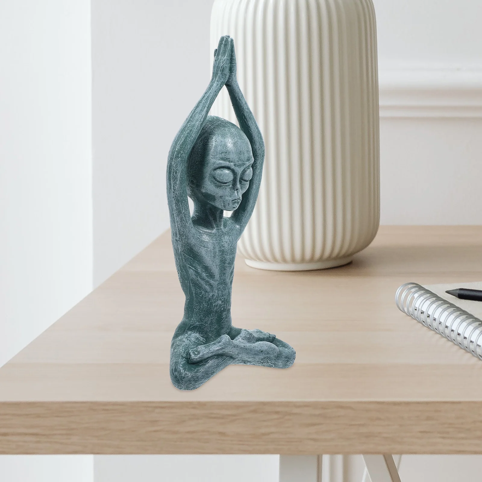 

1pc Pose Resin Unique Desktop Statue Resin Desktop Ornament For Home Study Decoration Cute Table Ornament