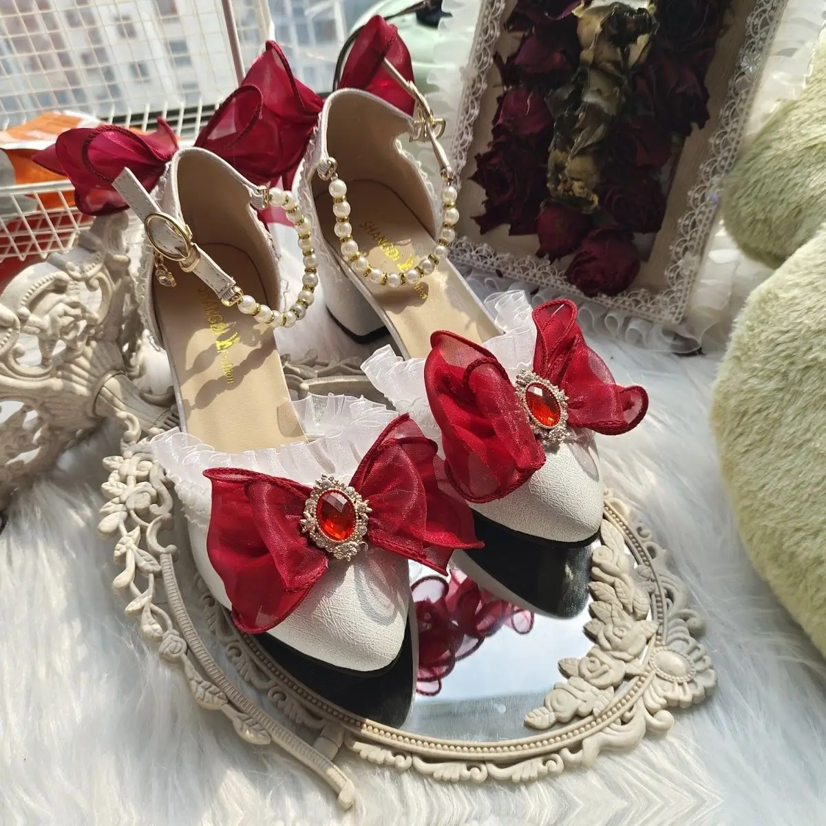 Chaussures de mariage Lolita à talons hauts faites à la main pour femmes, rouge vin