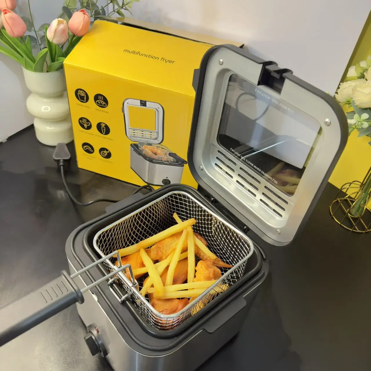 

Fast 1000W Electric Deep Fryer – 2.5L Oil Capacity for Home Countertop Cooking