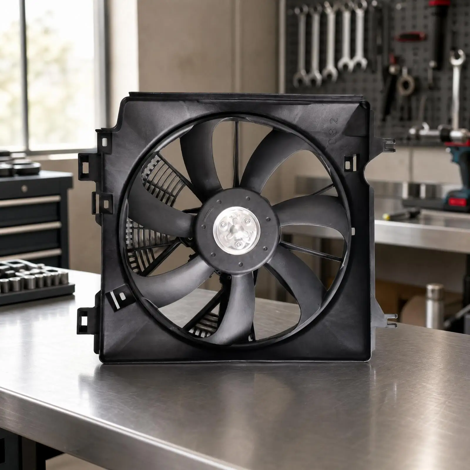 Radiator Cooling Fan Assembly with Guarding Shroud Vehicle Tested Automotive Radiator Fan with Motor and Shroud Consistent Air