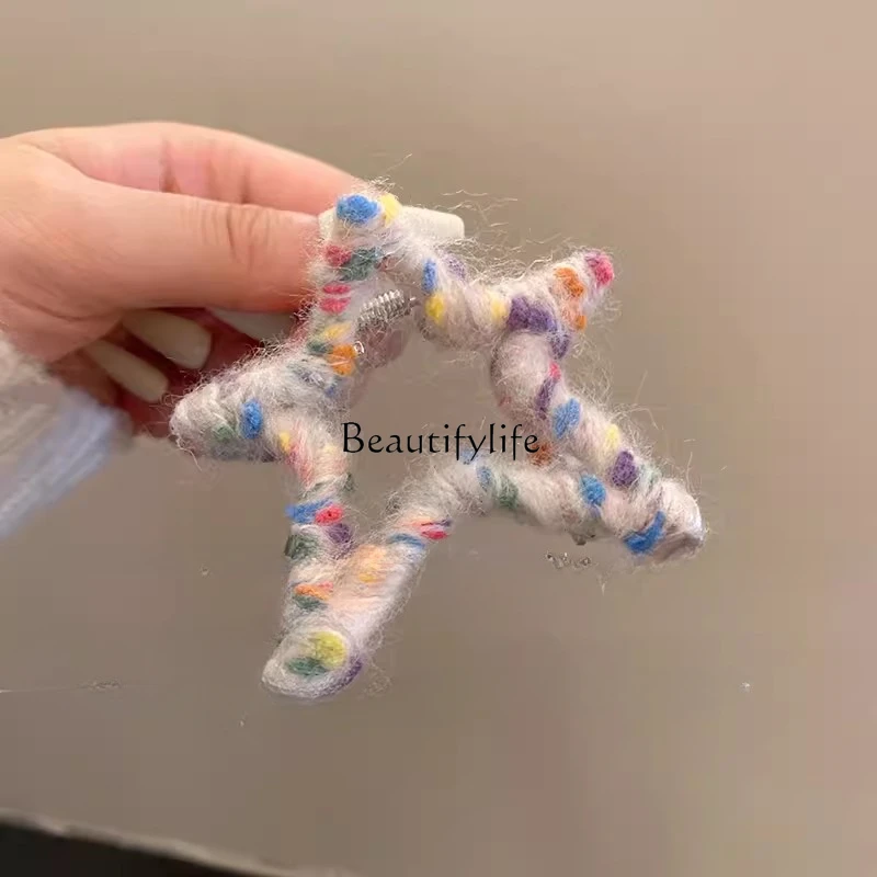 

Autumn and Winter Wool Pentagram Barrettes Medium High Ponytail Shark Clip