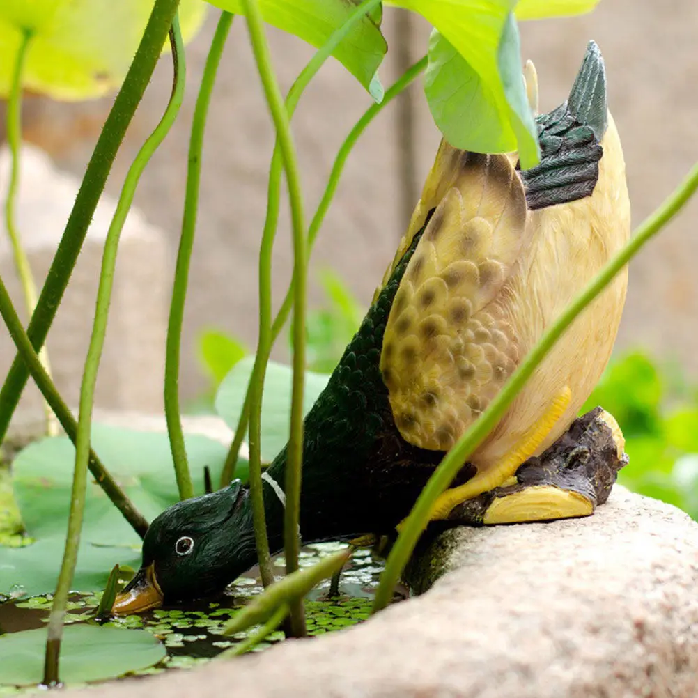 1Pcs Duck Pastoral Resin Craft Resin Pond Decoration Creative Garden Adornment Yard Decoration Festival Ornament