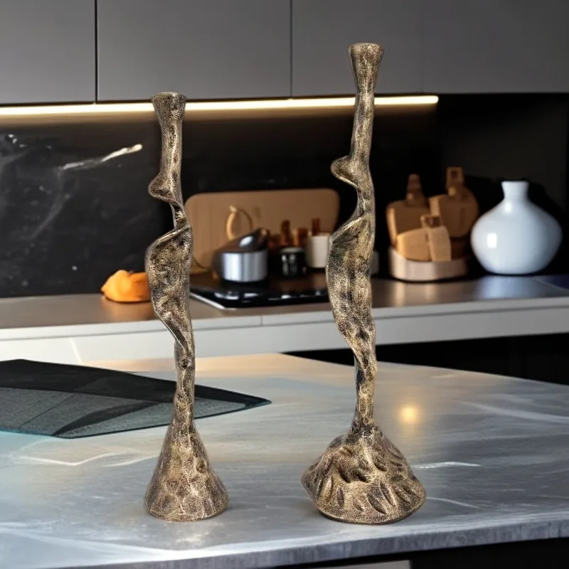 شمعدان عتيق مصنوع من الألومنيوم والرياح من Wabi Sabi لتزيين المنزل