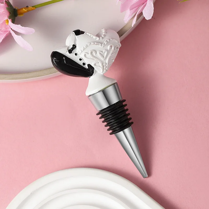 

25Pcs/Lot Black tuxedo & White gown Red Wine stoppers Wedding gifts and Party favor For Bride and groom Wine Themed Party favors