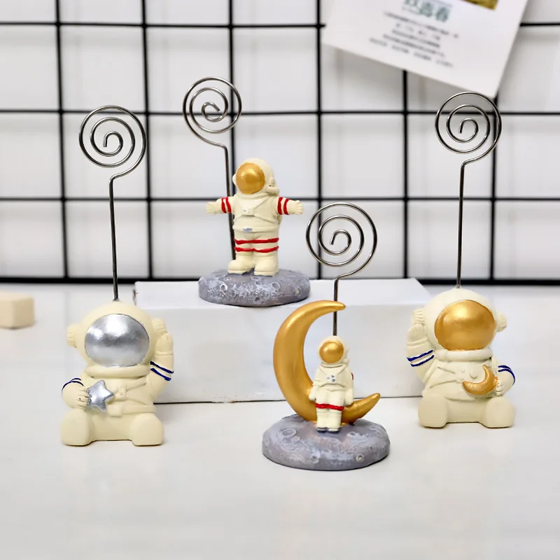 

Nordic Astronaut Desktop Business Card Holder Student Desk Memo Clip Student Birthday Gift Creative Ornament