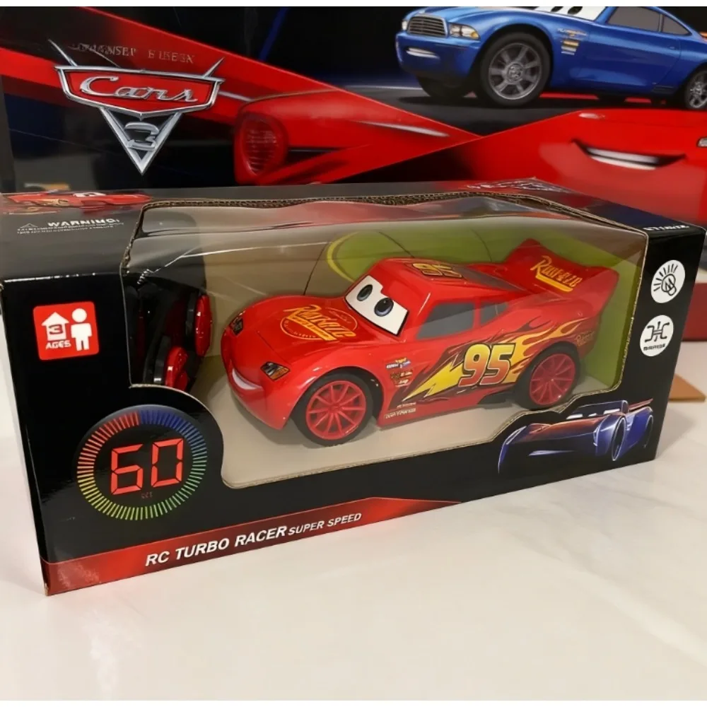Nieuwe Pixar Cars 3-afstandsbediening elektrische auto Afstandsbediening speelgoedauto Lightning Mcqueen Cruz Ramirez Jackson Storm Car Toy Kids