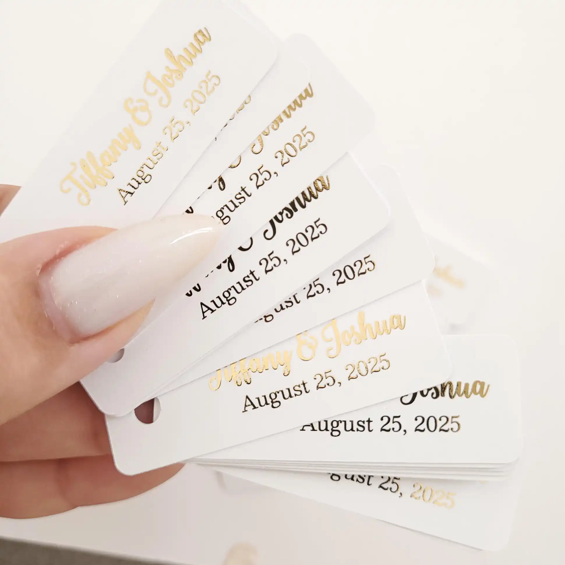 Étiquettes personnalisées. Étiquettes cadeaux personnalisées pour mariage, petites étiquettes de remerciement pour mariage, dorure à chaud, noir