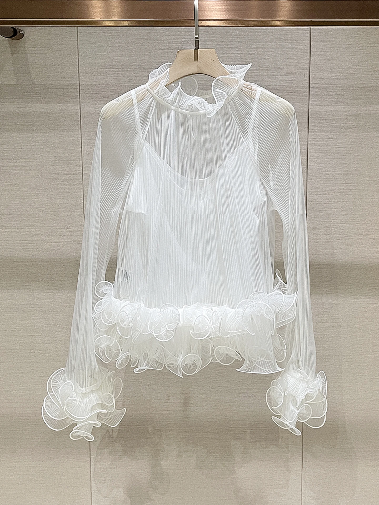 

Ele White irt Women's Spring 2026 See-tough Ruffle Trim Two-piece Set Age-defng Unique Design Commute Sle Slim Fit