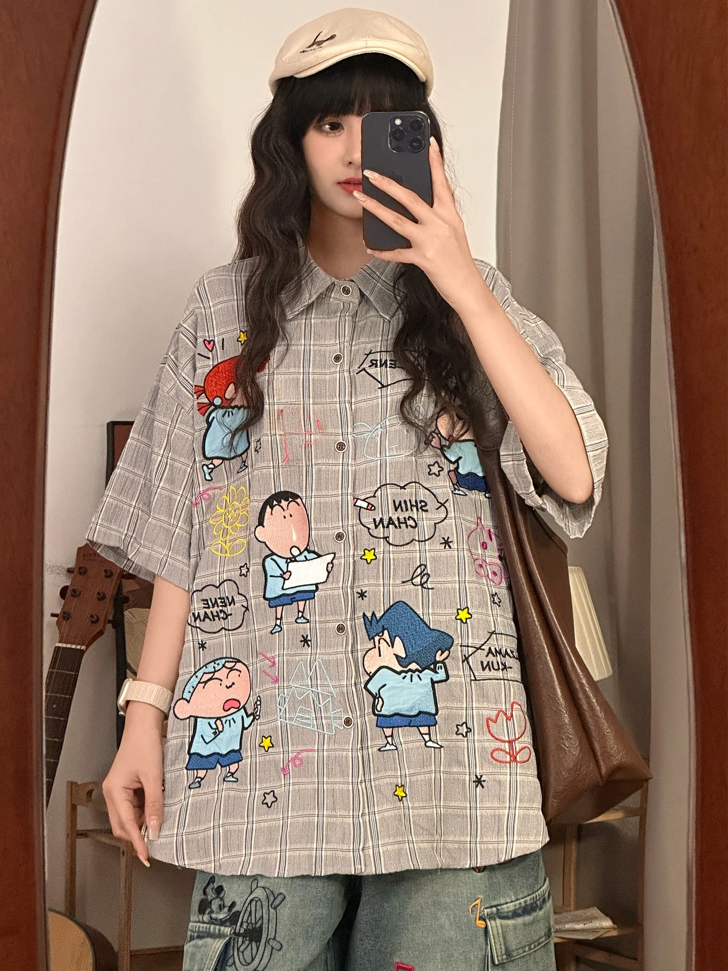 

Оригинальная американская ретро-рубашка с мультяшной вышивкой, свободного кроя, повседневная, женская, с коротким рукавом, в университетском стиле