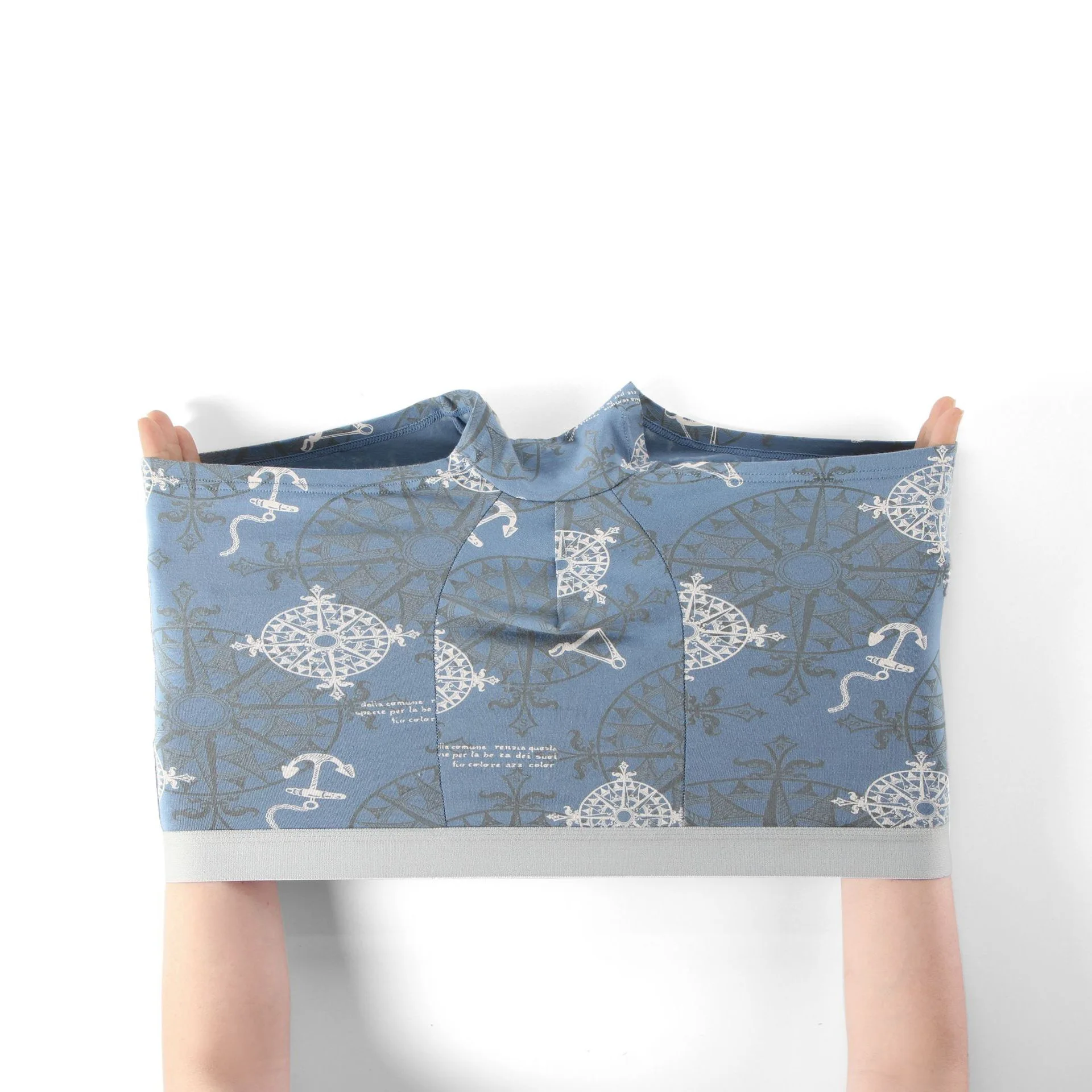 

Оставайтесь свежими и удобными в течение всего дня в эти модных мужских боксерах из дышащего хлопка с антибактериальным принтом.