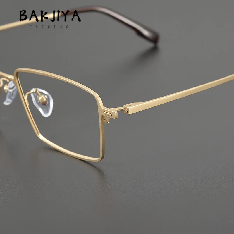 

New High-end Pure Titanium Retro Small Square Frame Men Refined Business Small Face Optical Prescription Eyeglasses Eyewear 2025