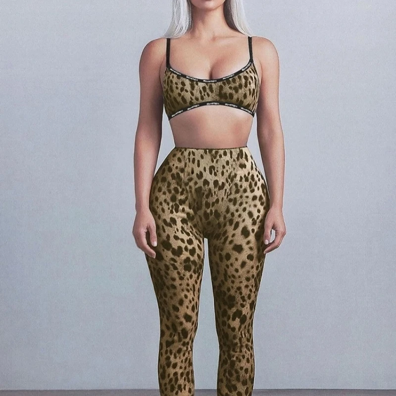 

Leopard Matching Women 2 Piece Set Sexy Stunning Panelled Crop Camis+High Waist Slim Pant Mujer Fashion Party Club Outfits
