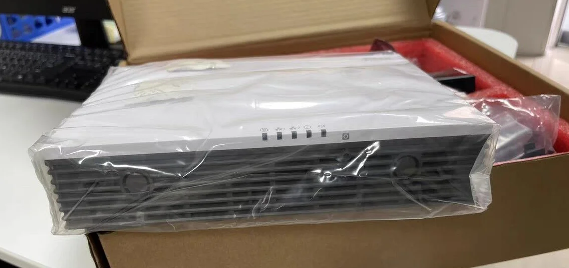 

ZXSDR BS8102T2300 Коммуникационное оборудование TD-LTE, наружная распределительная базовая станция TD-LTE, радиочастотный пульт дистанционного управления