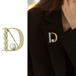 Luxury Design Women Letter D Brooch Unfaded Scarf Button Brooch Lady Daily Colthes Button Small Accessories Girls Jewelry Gifts