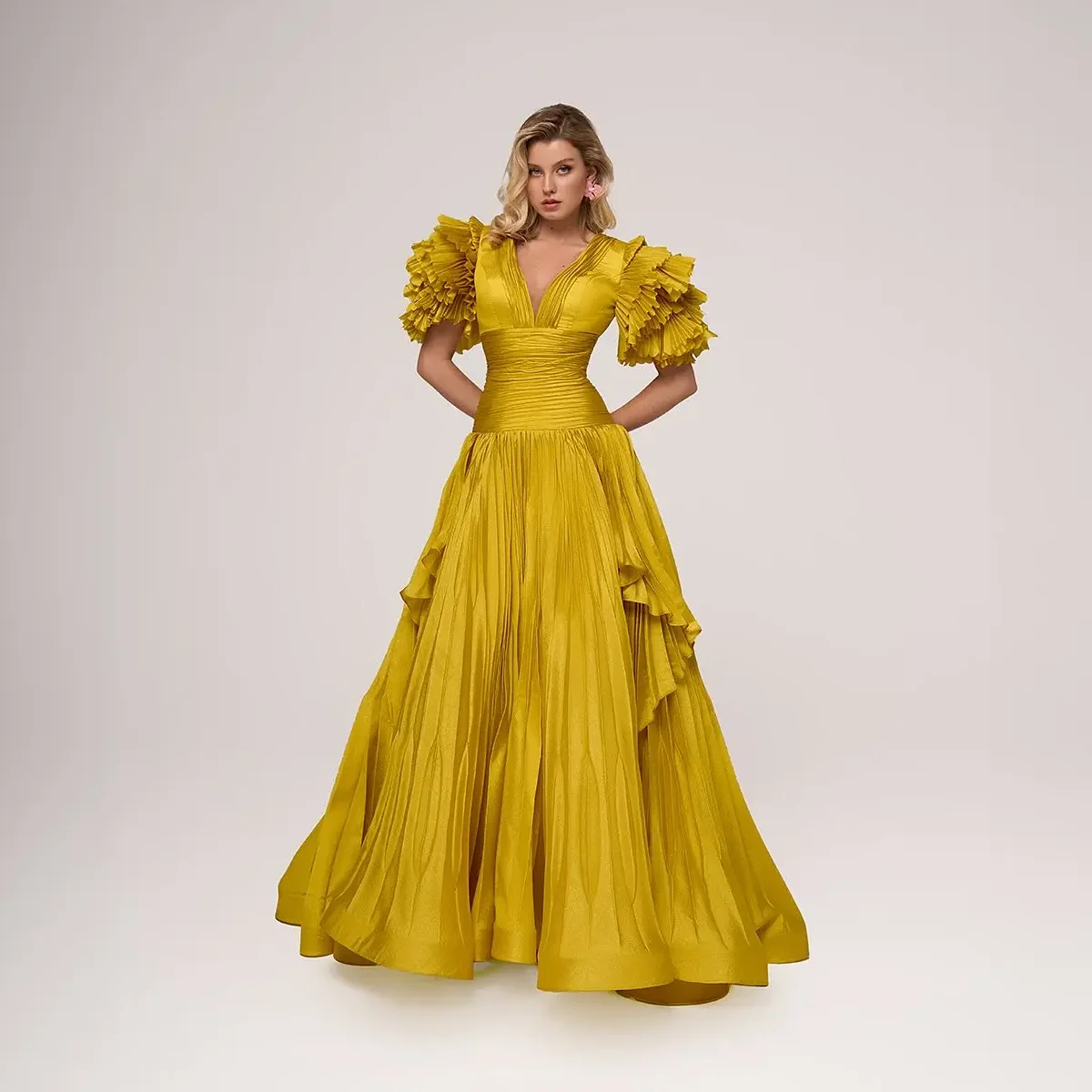 Flare Pleated Sleev…