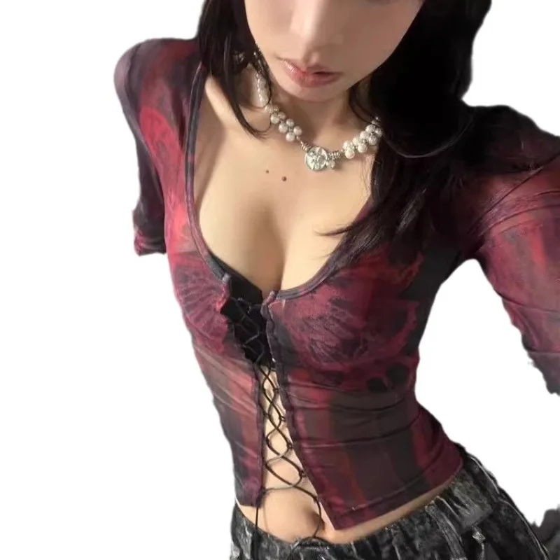 

2025 Новая темная винтажная сексуальная сетчатая футболка с длинным рукавом в американском стиле Y2K, готическая женская мода, облегающий дизайн с переплетом, летний топ