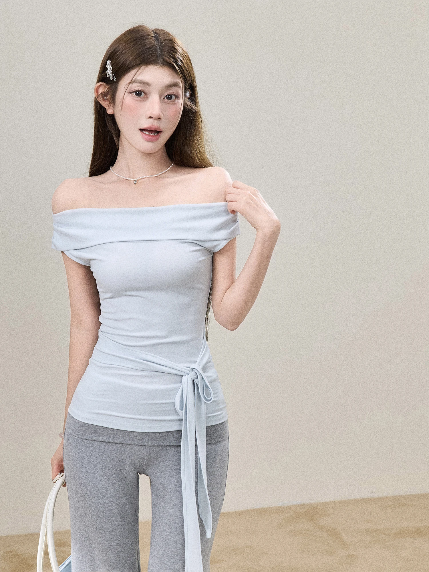 

Женская футболка Sweety Silk с открытыми плечами, облегающая, летняя, дышащая, удобная, мягкая, с коротким рукавом, повседневный модный топ