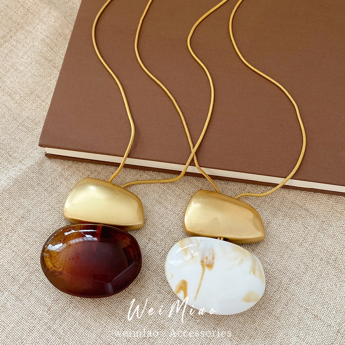 Chic Asymmetric Pebble Pendant Long Sweater Necklace Frosted Metallic Amber Marble Stone Charm Modern Art Accent Statement Piece