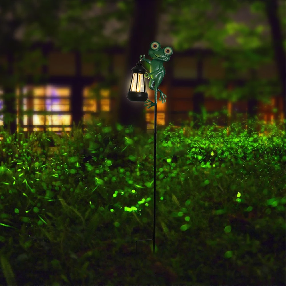 

Solar Kettle Light with Bracket Solar Powered Metal Fairy Lights Solar Garden Lights for Your Garden Table Patio Yard Or Pathway