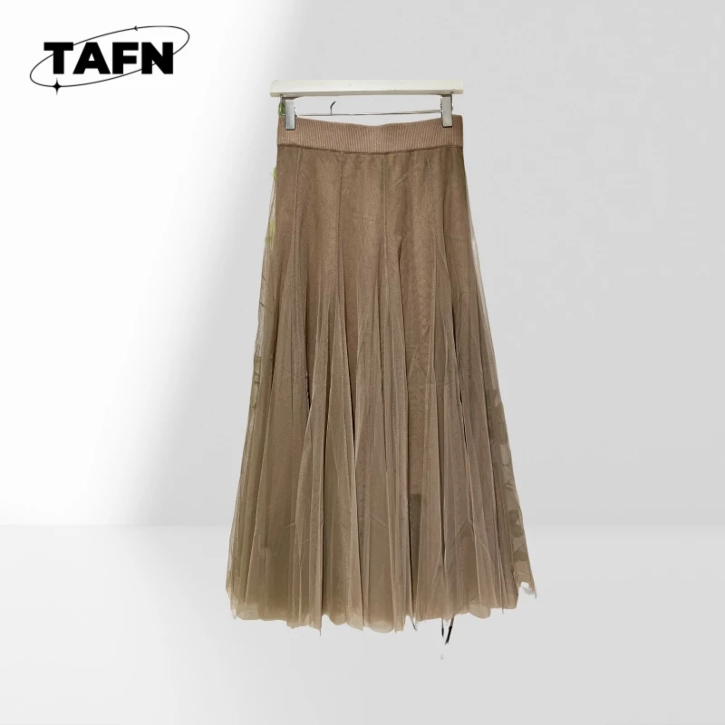 

Cute Floral Print Skirt – Brighten Up Your Look for Spring & Summer Luxury Feel for Evening Outfits Elastic Fit All-Day AH0120