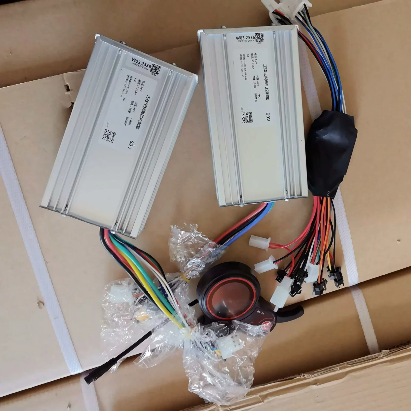 

Halo Knight T107 Pro 60 В 6000 Вт 50A A/B регулятор скорости двигателя электрического скутера палец дроссельная заслонка E контроллер скутера замена