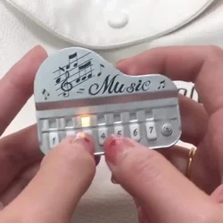 Mini llavero con teclado electrónico, instrumento Musical portátil, bolsa de juguete colgante, regalo, 2024