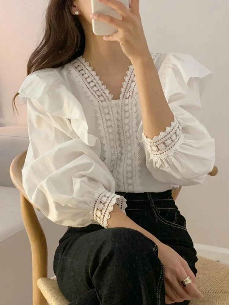 

White Lace Shirts Women Korean Fashion Patchwork Ruffles Blouse Female Autumn Long Sleeve Elegant Office Casual Tops Ladies