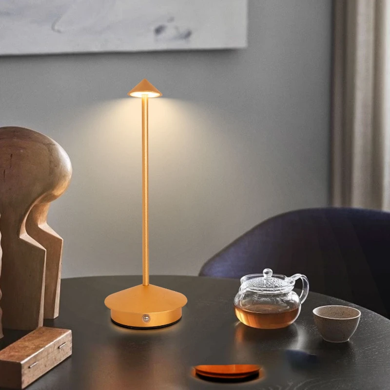 

Bar Restaurant Table Lamp Bedside Led Desk Creativity Living Room Table Lamp Decoration Lron Lighting Decoração E Luzes MHZSD