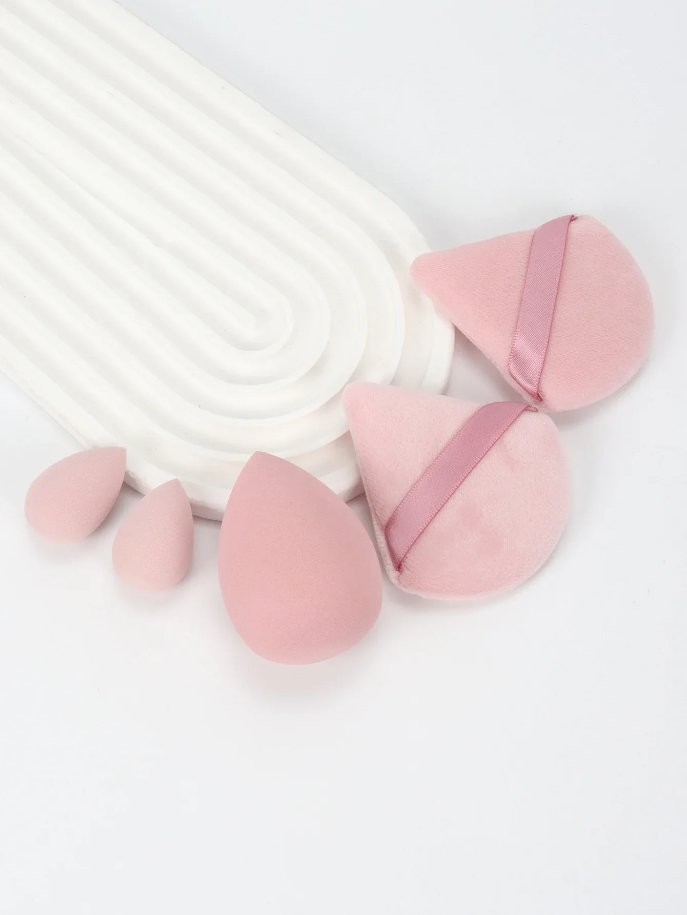 Juego de esponjas de maquillaje profesional de 5 piezas: herramientas suaves y multiusos para una aplicación perfecta de base, polvo y colorete