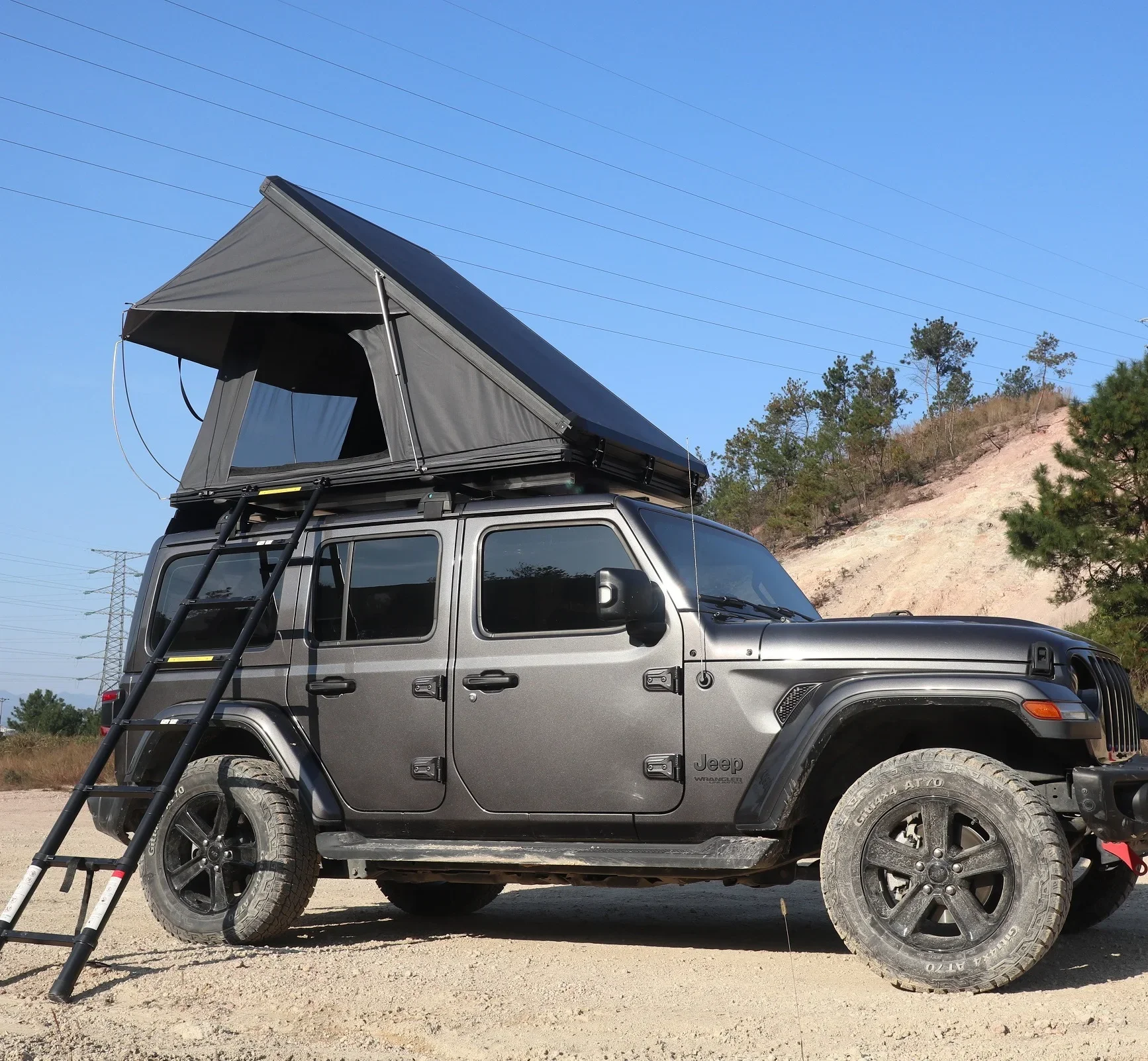 

Remaco Camping Triangle Car Rooftop Tent Hard Clamshell Black Gray Aluminum 4 Person Hard Shell Roof Top Tent