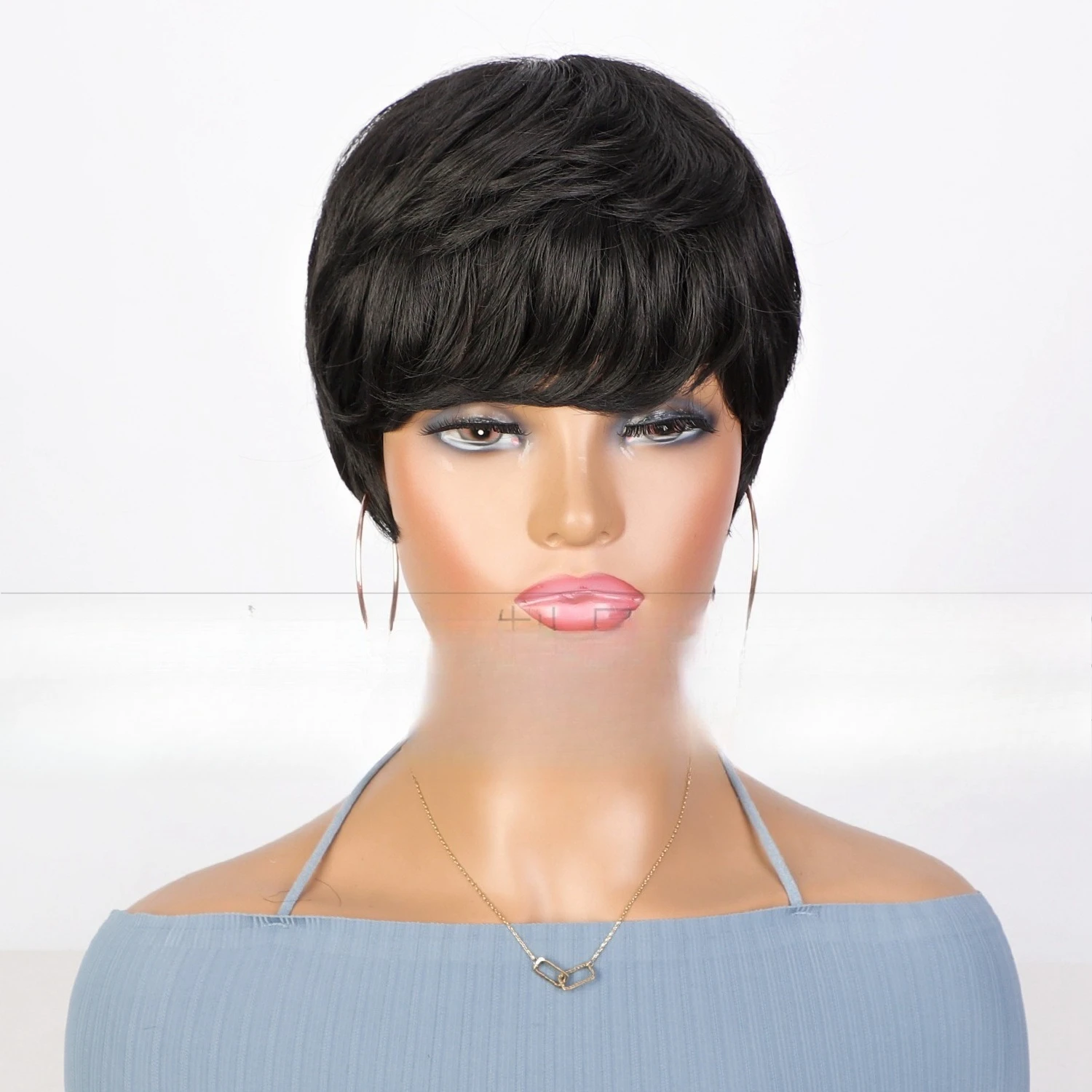 Рисунок 3 - Парик женский короткий красивый