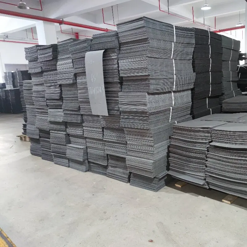 19.68x39.37 Inch EVA Foam Sheet Roll Black White Custom Self Adhesive Flannel Die Cut Packaging EVA Foam Material