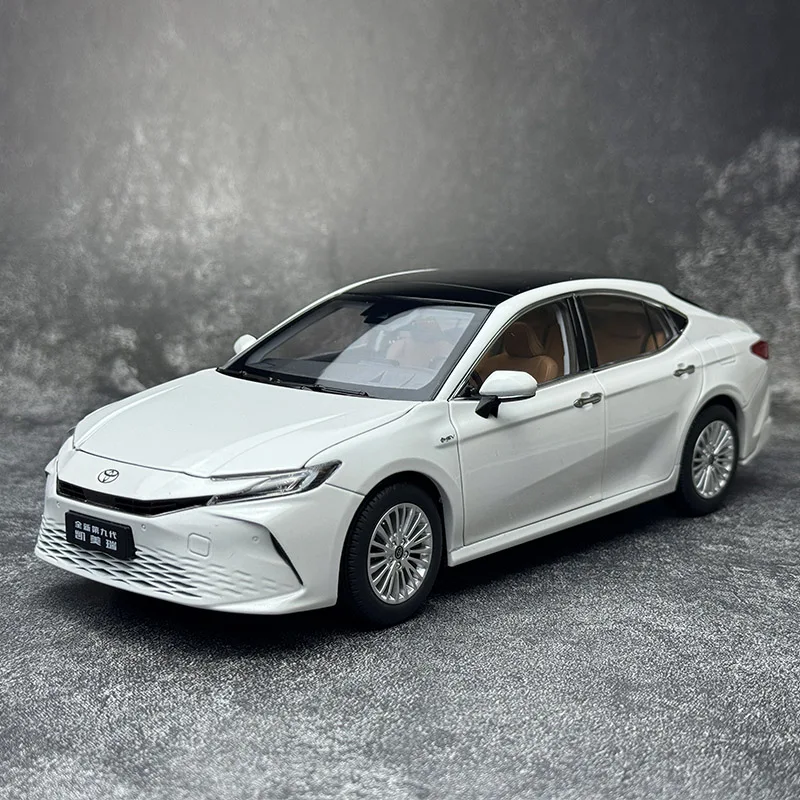 1/18 Toyoda Camry 合金自動車モデル 1/18 TOYOTA Camry Alloy Car Model Diecast Metal Vehicles Car Model