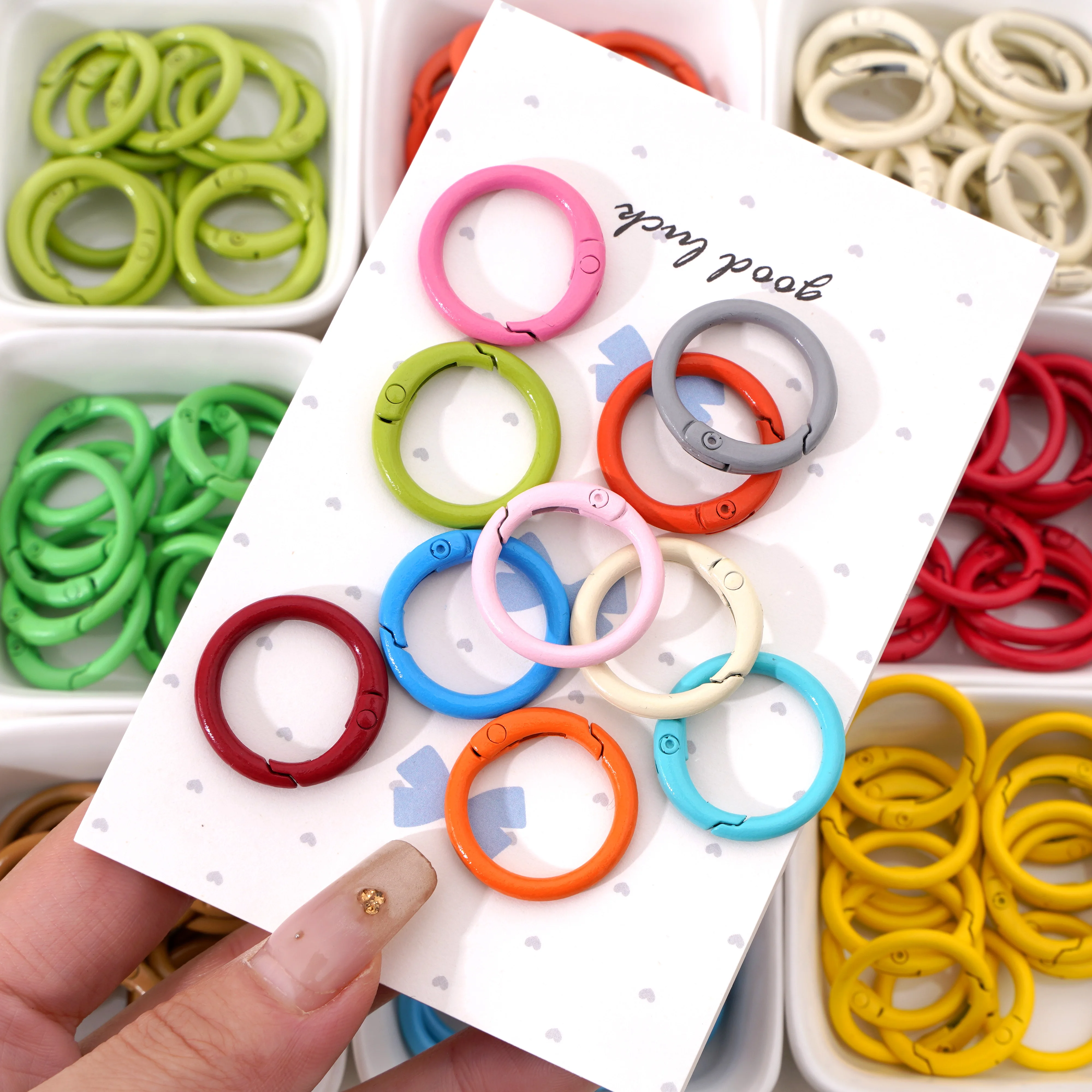 10 Uds. Llavero con cierre de resorte de aleación colorida, llavero con anilla O, conector de hebilla de mosquetón redondo abierto para fabricación de joyas DIY