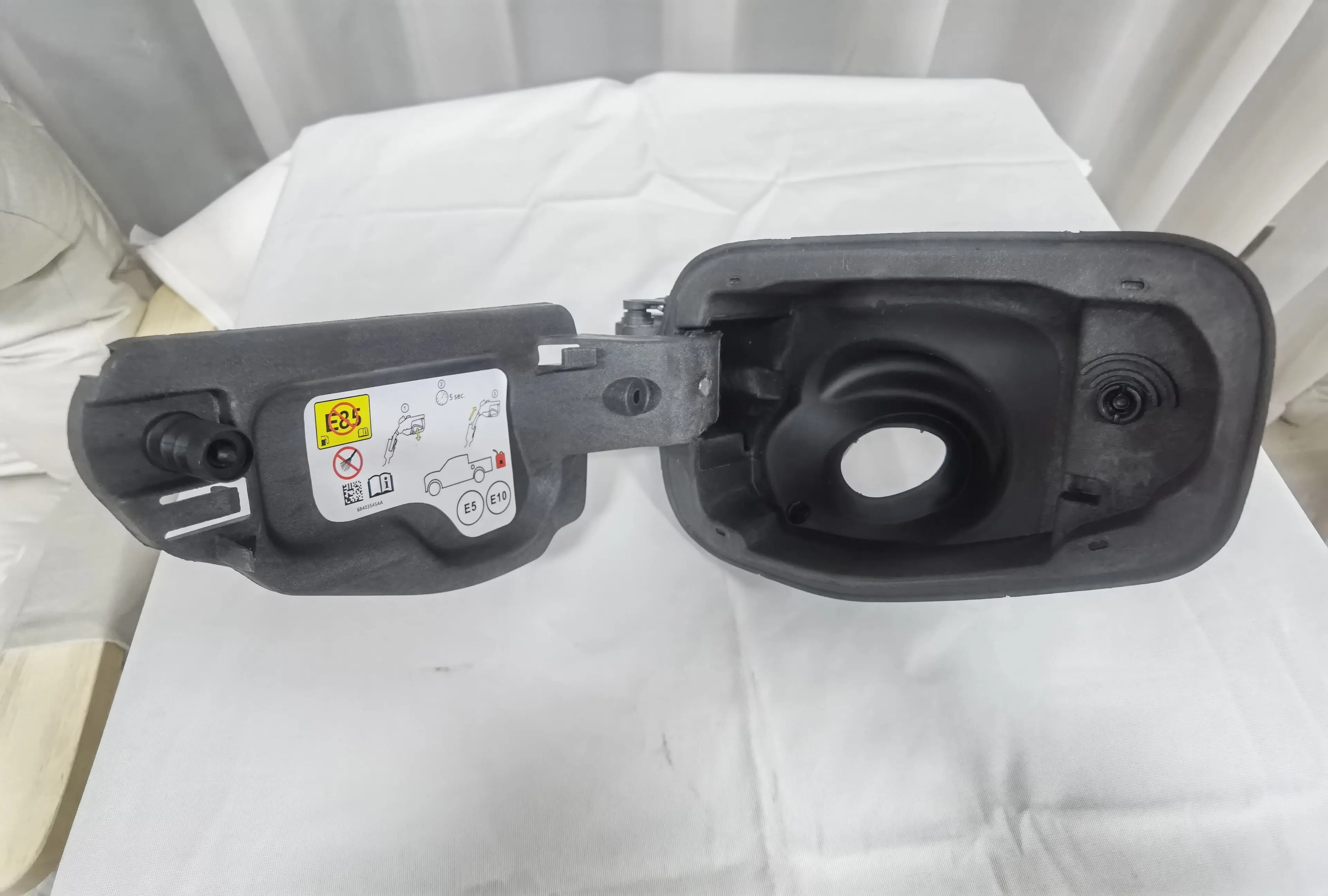 

Электрическая крышка топливного бака JT, только бензин JT1016, только для Jeep для JT Gladiator 2020++