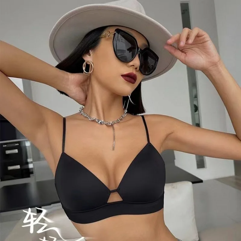 

French-style hot-stainless underwear for women with large breasts and small thin summer bras comfortable to collect secondary br