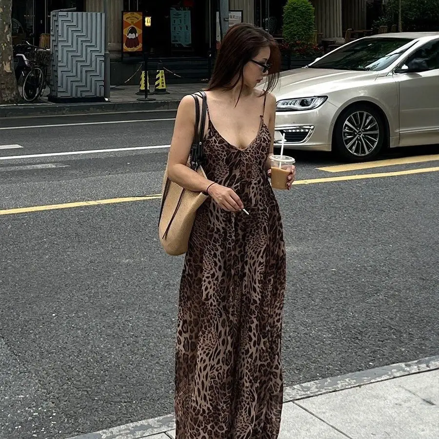 

Low Neck Leopard Print Open Back Sling Maxi Dress Women Sexy Off Shoulder Sleeveless Slim Female Elegant Vacation Beach Robes