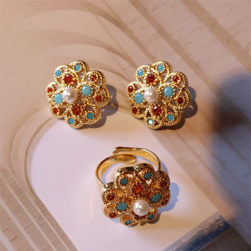 Antique Versatile Earrings Design Earrings Simple and Elegant Hollow Engraved National Style Stud Earrings Ring