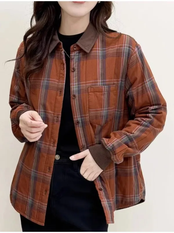 

Thiened Хлопковая клетчатая одежда в стиле ретро, американская повседневная теплая верхняя одежда для мам, осенне-зимний сезон, модное универсальное пальто