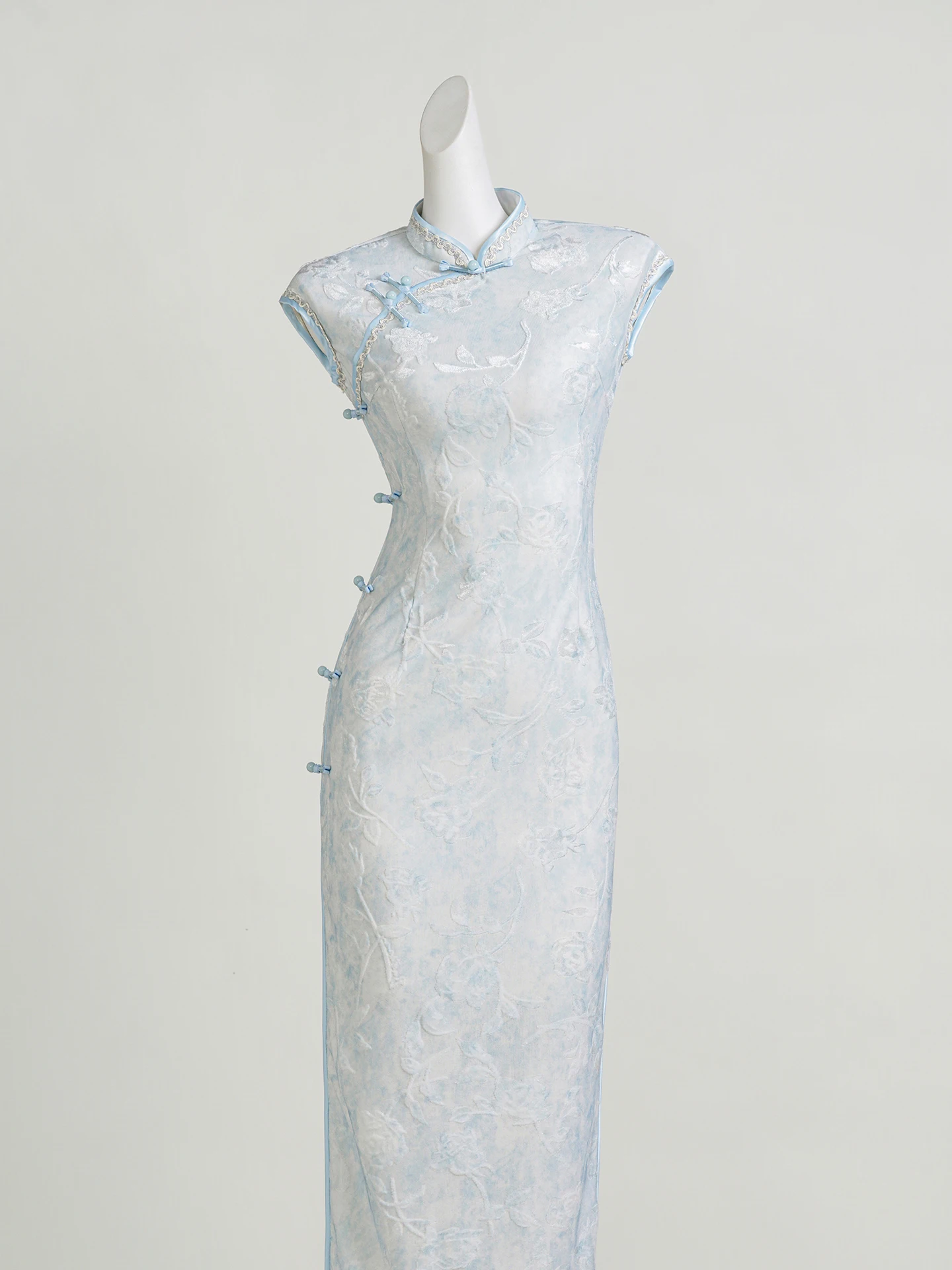 

Blue New Chinese Sle Dr Young Waist Cinched White Enhancing Daily Wear Long Qipao Young Women High Waist Slim Fit Gown
