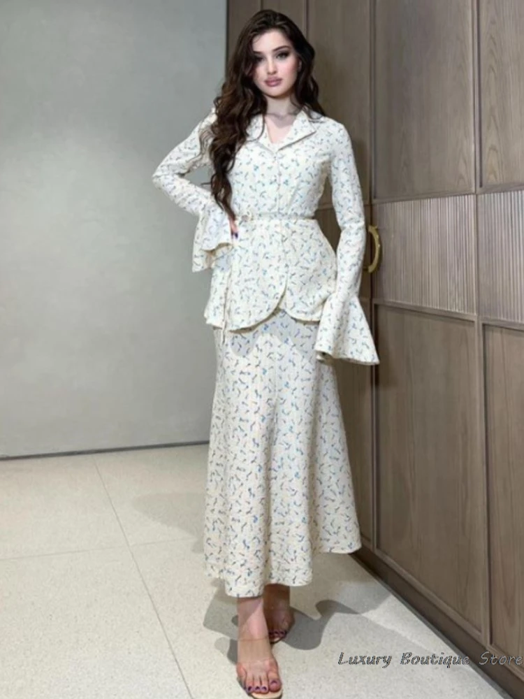 Flare Sleeve Lapel Floral Print Chic Shirts And Long Skirts Twp Piece Set 2024 New Button Fashion Belt Blouse Zipper Skirts Suit