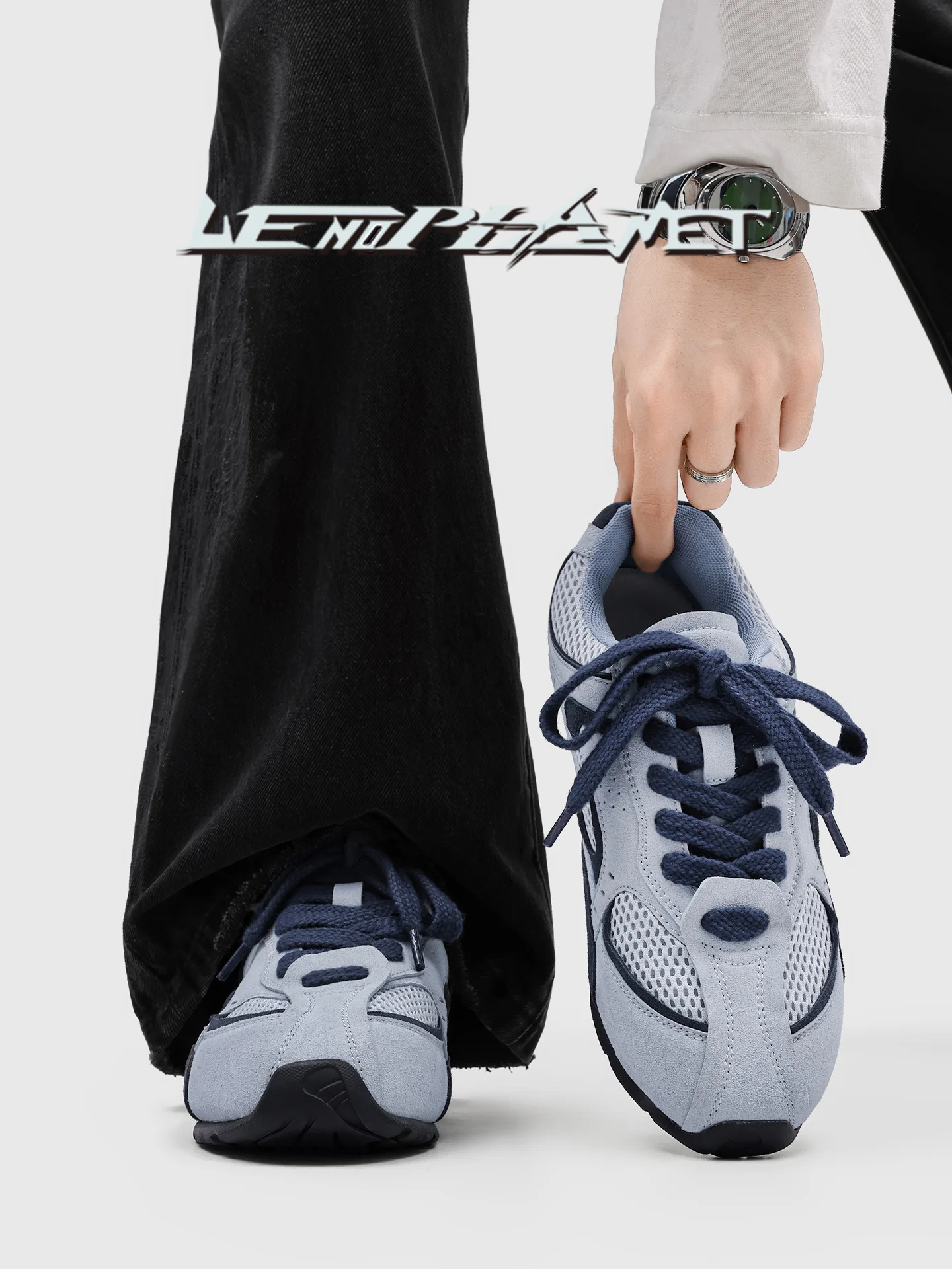 

UENO PLANET Racing Shoes Unisex Mesh Dequn Leisure Sneakers Retro Breathable Sports Shoes for Men And Women in Various Colors