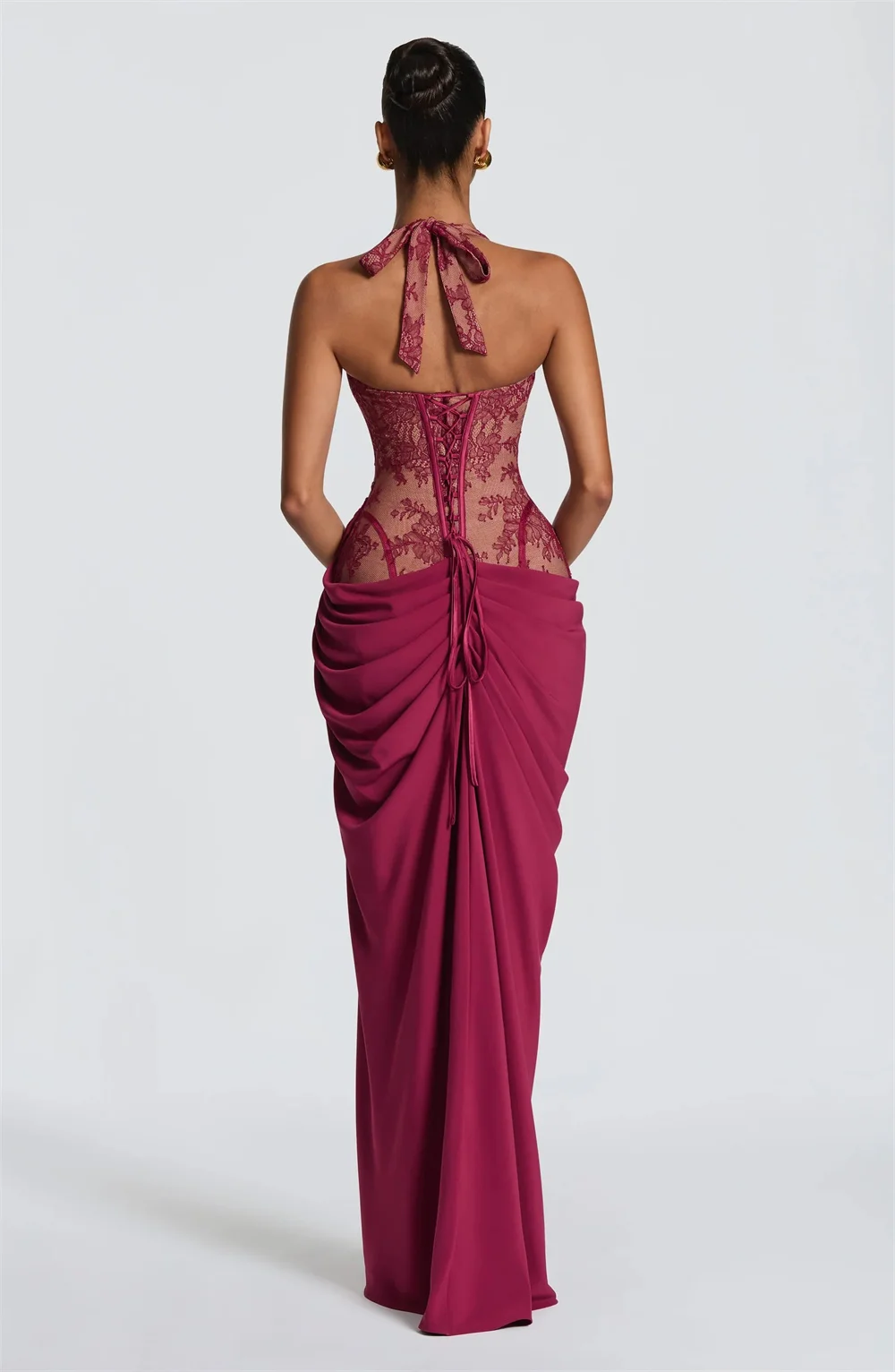 Vestidos de Noche Contessa Personalizados en Magenta, Vestidos de Fiesta Sexys con Cuello Halter, Bordado de Encaje, Plisados y Abertura Lateral Alta