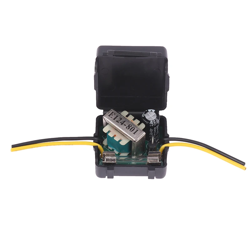 New Car Power Signal Filter Anti-interference Stereo Radio Audio Relay Capacitor Power Filter Accessories