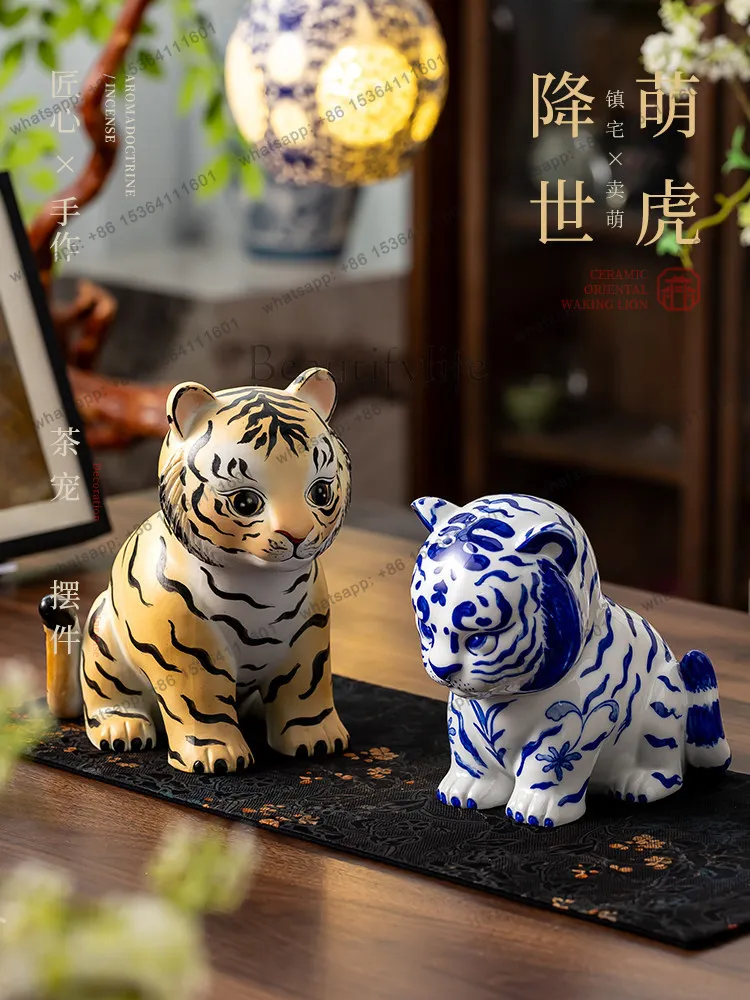 Cute cute tiger ornament ceramic cartoon zodiac happy the Year of Tiger home