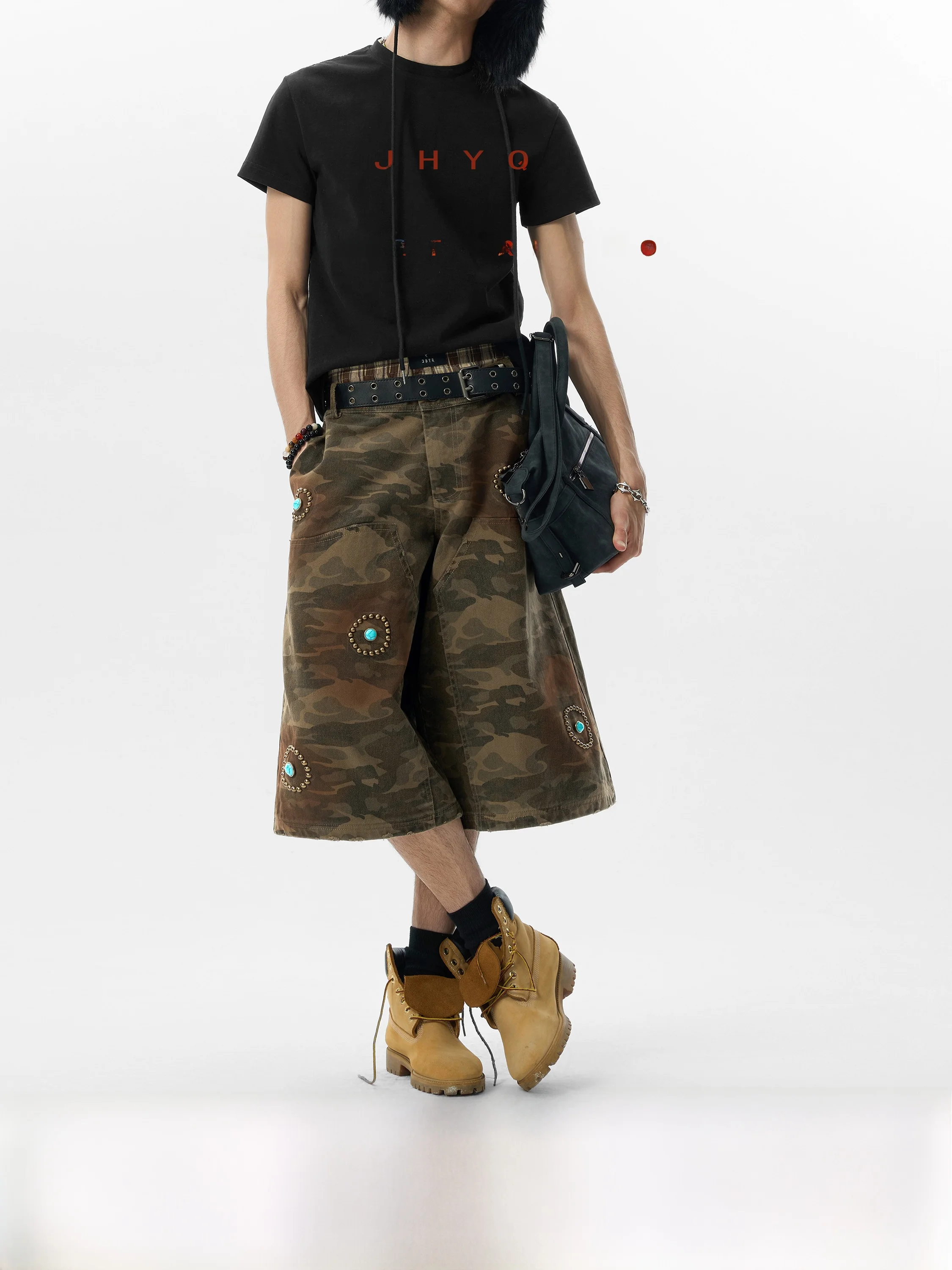 

JHYQ American Sle Ретро Камуфляжные Повседневные мужские летние брюки с семиточечными брюками с нерегулярными отверстиями и бисером