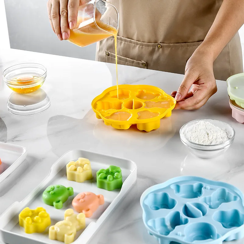 Silicone Food Mold Bear Paw Shape Steamed Cake Mold With Lid Non-Stick Baking Mould For Pudding Jelly  Ice Cube Candy Molds